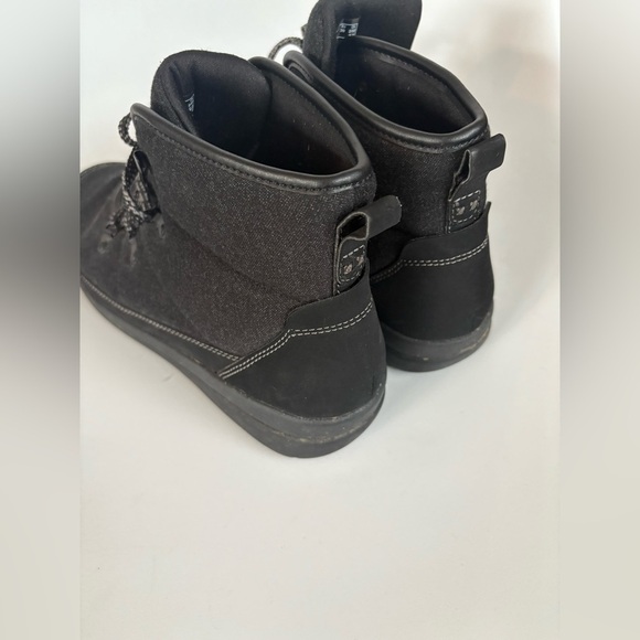 Cloudsteppers by Clarks Cabrini cove boot black grey women’s size 8 - Picture 8 of 9